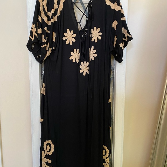 Free People Beach Coverup - Picture 3 of 5